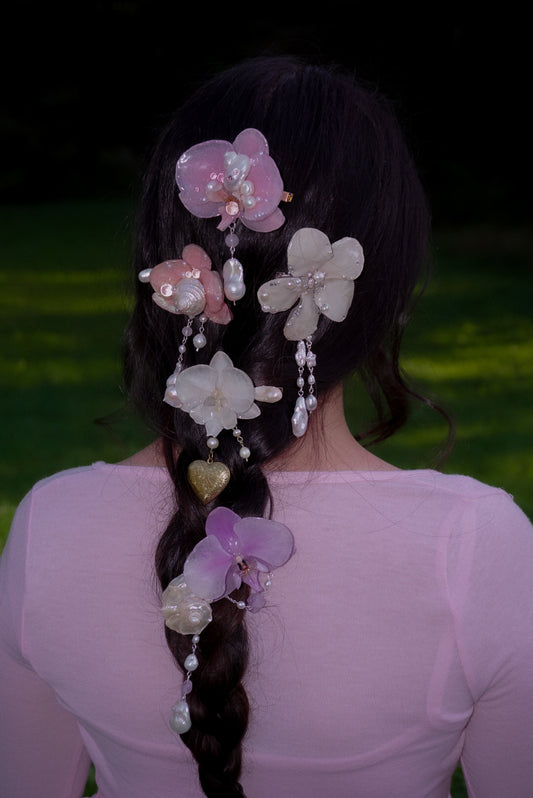 ᥫ᭡.⋆❀°