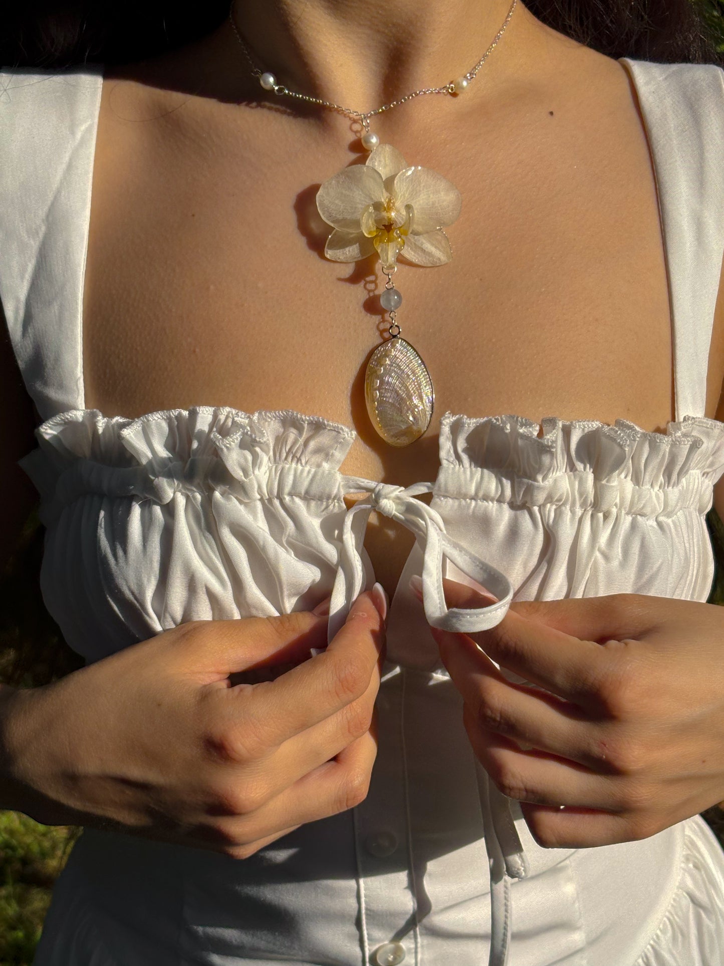 Moonseed Flower
