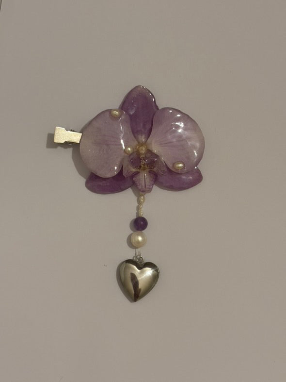 Hair clip purple